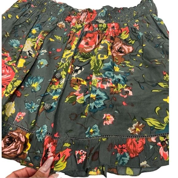 SFERA Green Floral Patterned Mini Skirt Size S - Picture 2 of 4